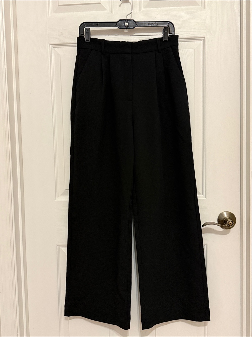 Abercrombie & Fitch women’s black Sloane Tailored Wide Leg Pants - Picture 3 of 6